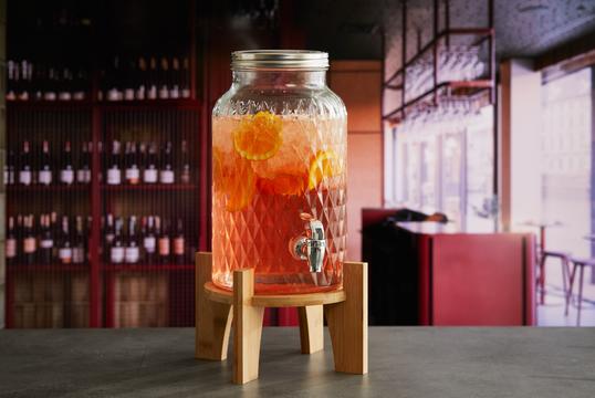 Γυάλα με Βρυσάκι και Βάση από Φυσικό Μπαμπού 5.6L LEONE - Ιδανική για Λεμονάδα, Χυμούς, Αρωματισμένο Νερό, Κρασί, Κοκτέιλ ή Σαγκρία σε κάθε Εκδήλωση!