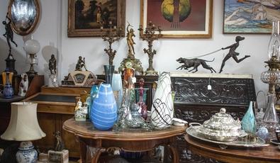 Peter's Antiques