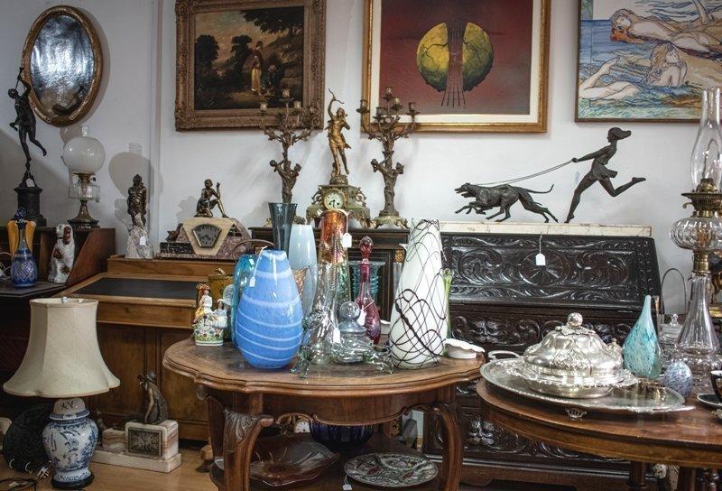 Peter's Antiques
