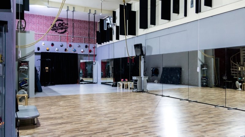 BLOC 1-8 Dance Complex