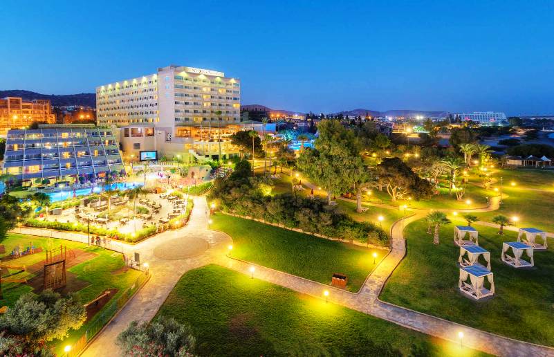 5* St Raphael Resort